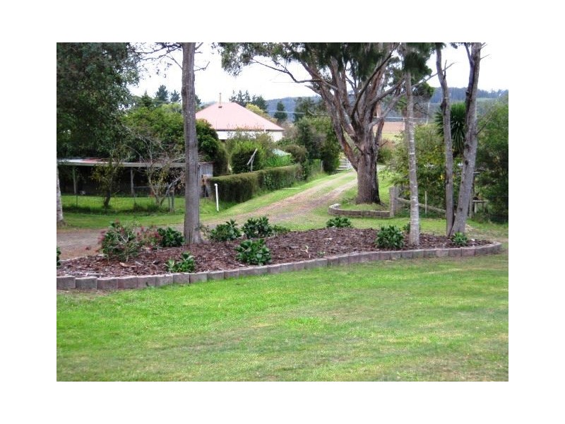 65 Station Rd, Lilydale TAS 7268