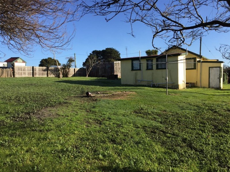 2 Gilham Street, Gladstone TAS 7264