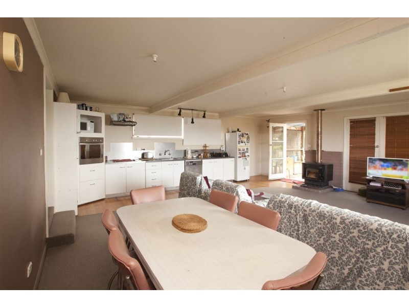 14 Main Street, Bridport TAS 7262