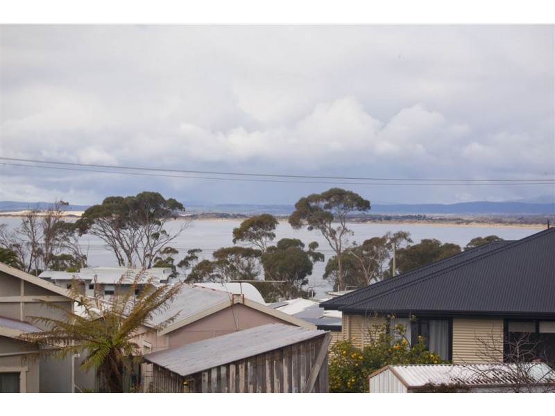 14 Main Street, Bridport TAS 7262