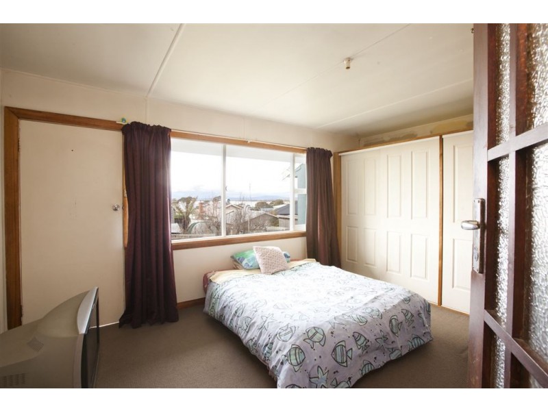 14 Main Street, Bridport TAS 7262