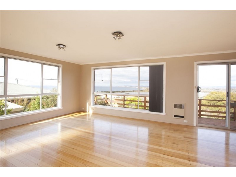 2/1 Flinders Lane, Bridport TAS 7262