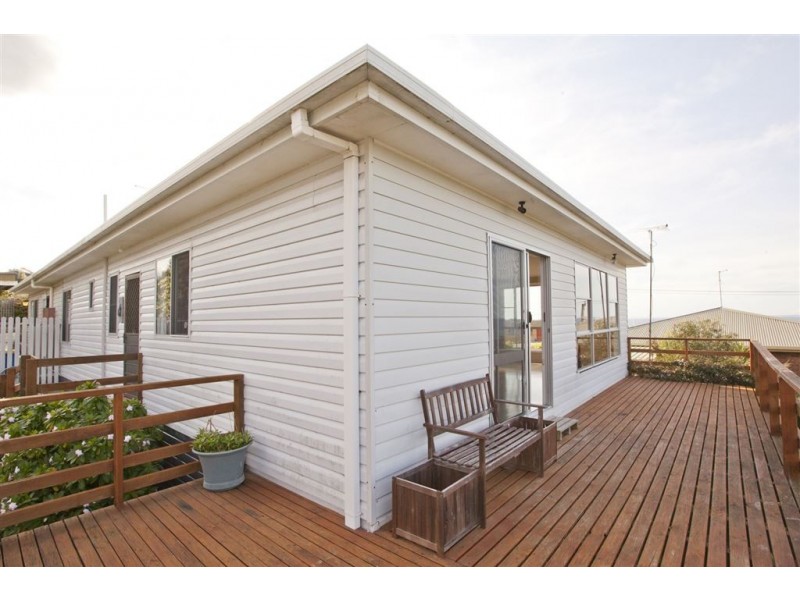 2/1 Flinders Lane, Bridport TAS 7262