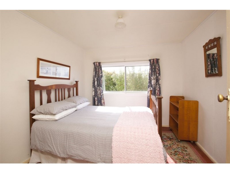 11 May Street, Bridport TAS 7262