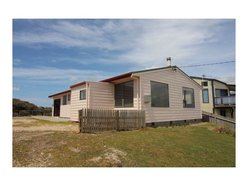 106 Main Road, Musselroe Bay TAS 7264