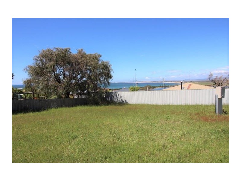 28 Emma Street, Bridport TAS 7262