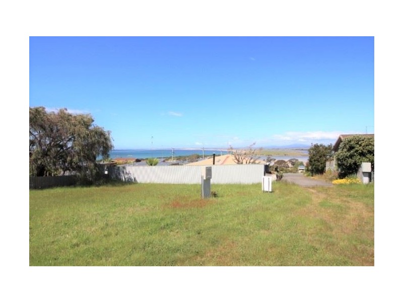 28 Emma Street, Bridport TAS 7262