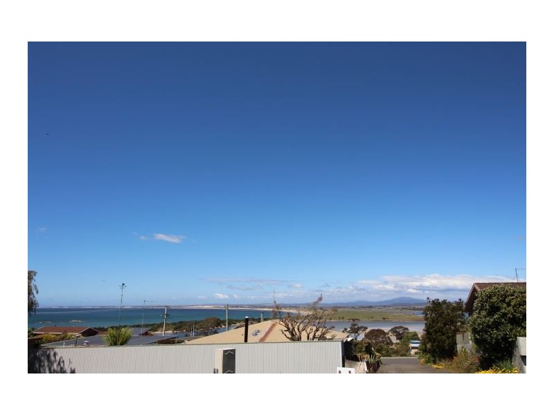 28 Emma Street, Bridport TAS 7262