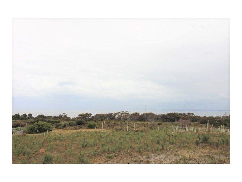 32 Carins Close, Tomahawk TAS 7262