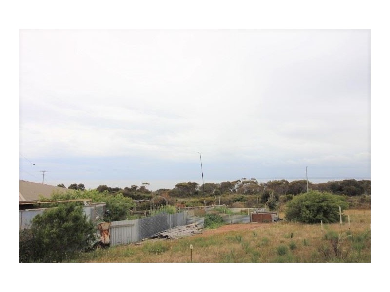 32 Carins Close, Tomahawk TAS 7262