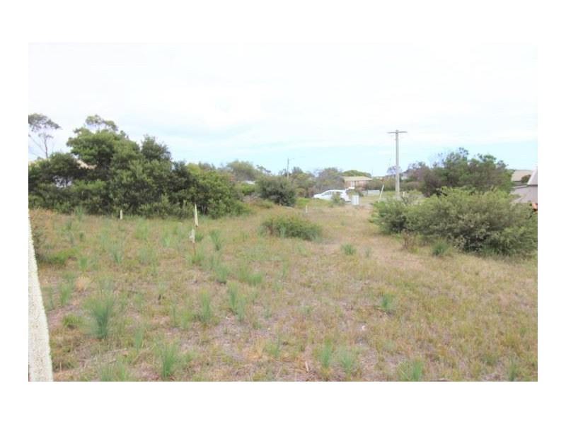 32 Carins Close, Tomahawk TAS 7262