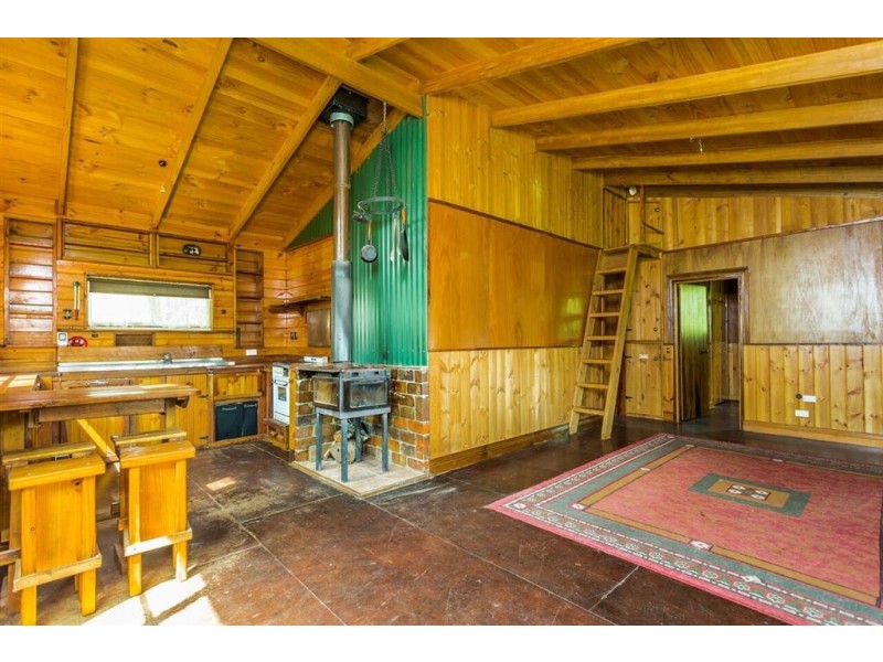 11 Stoke Street, Branxholm TAS 7261