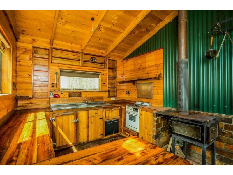 11 Stoke Street, Branxholm TAS 7261