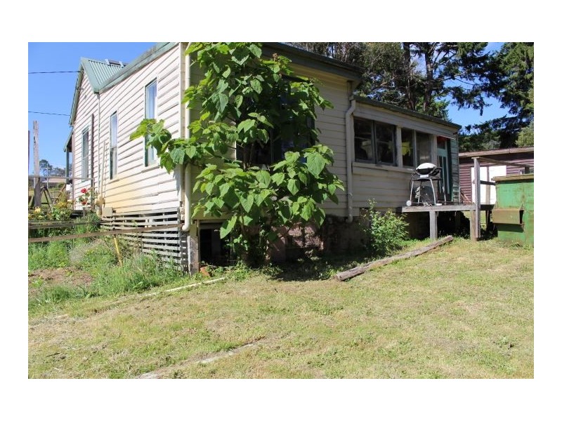 1 Blundell Street, Weldborough TAS 7264