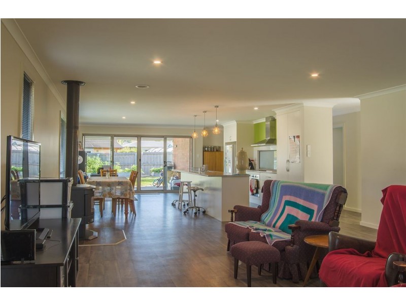 9 Charob Avenue, Lilydale TAS 7268