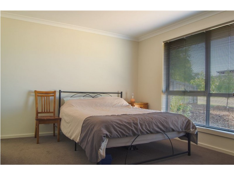 9 Charob Avenue, Lilydale TAS 7268