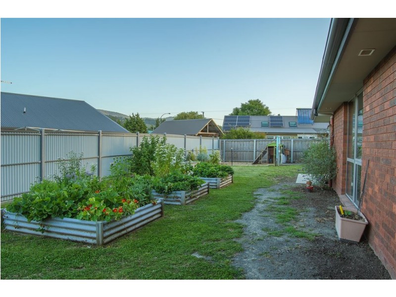 9 Charob Avenue, Lilydale TAS 7268