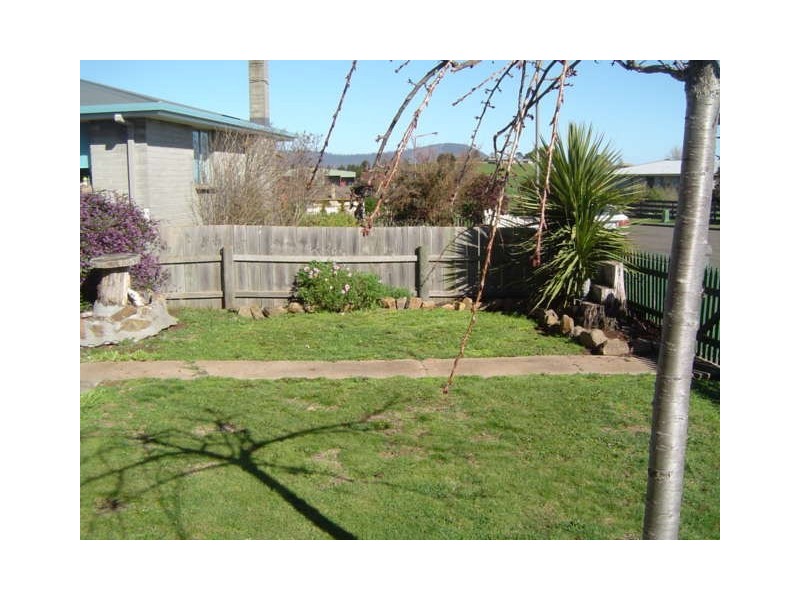 12 Hawkes Place, Scottsdale TAS 7260