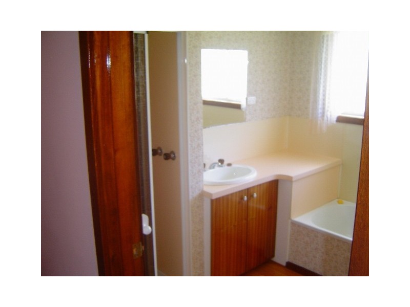 2/24 Elizabeth Street, Bridport TAS 7262