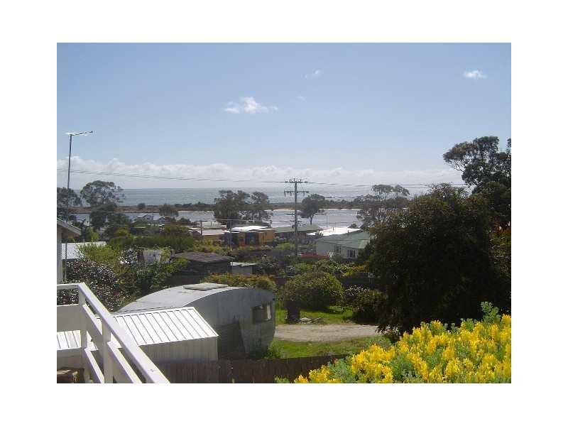 2/24 Elizabeth Street, Bridport TAS 7262