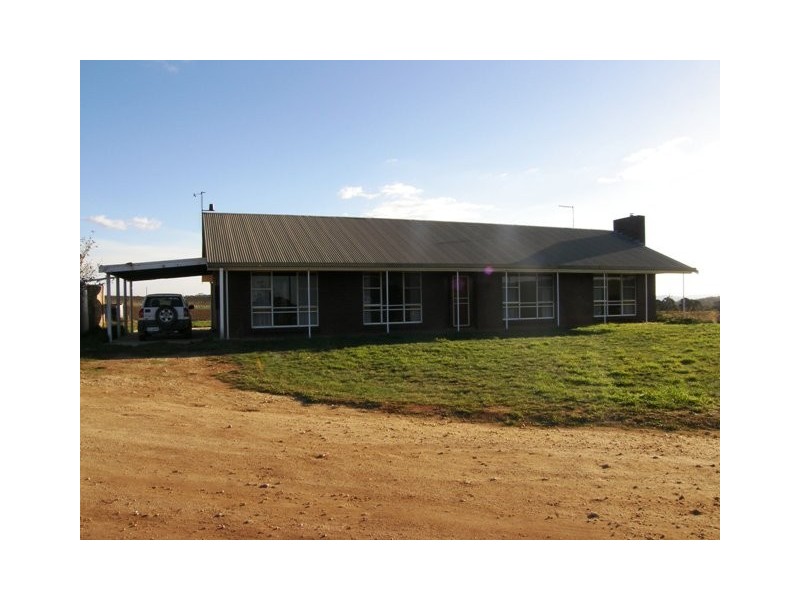 1079 Pipers Brook Road, Pipers Brook TAS 7254