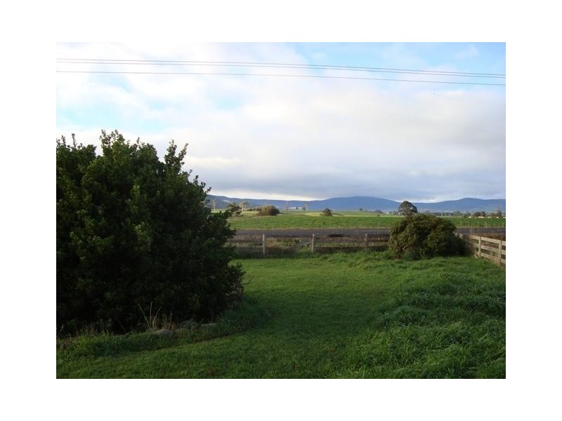 33090 Tasman Highway, Legerwood TAS 7263
