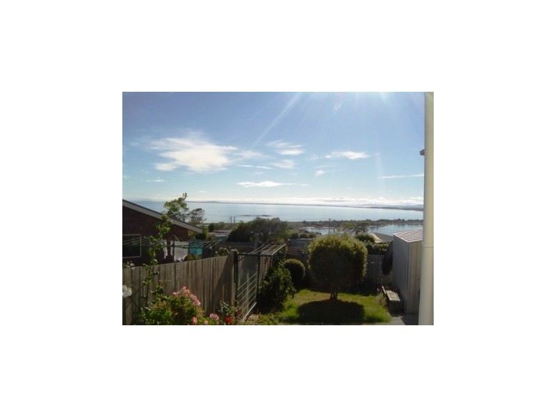 1/10 Kent Place, Bridport TAS 7262