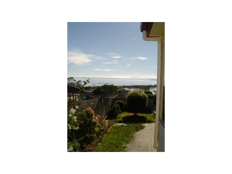 1/10 Kent Place, Bridport TAS 7262