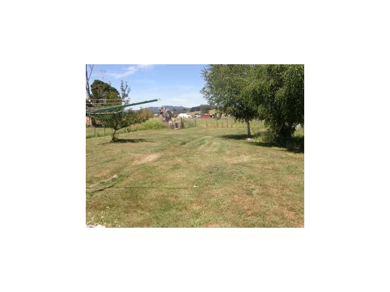 11 Main Streeet, Winnaleah TAS 7265
