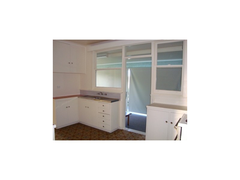 102 Westwood St, Bridport TAS 7262