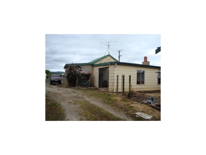 16 Main Street, Winnaleah TAS 7265