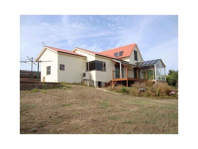 15 Thomas St, Scottsdale TAS 7260