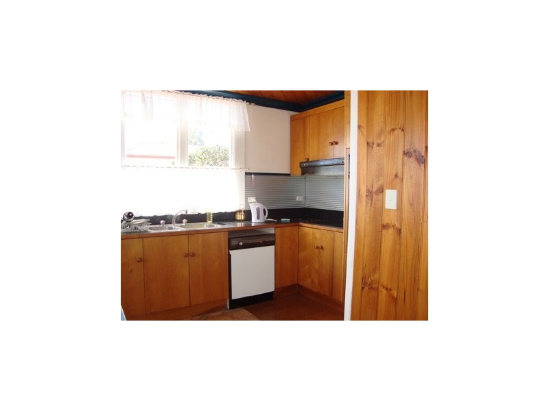 24 Ellenor St, Scottsdale TAS 7260