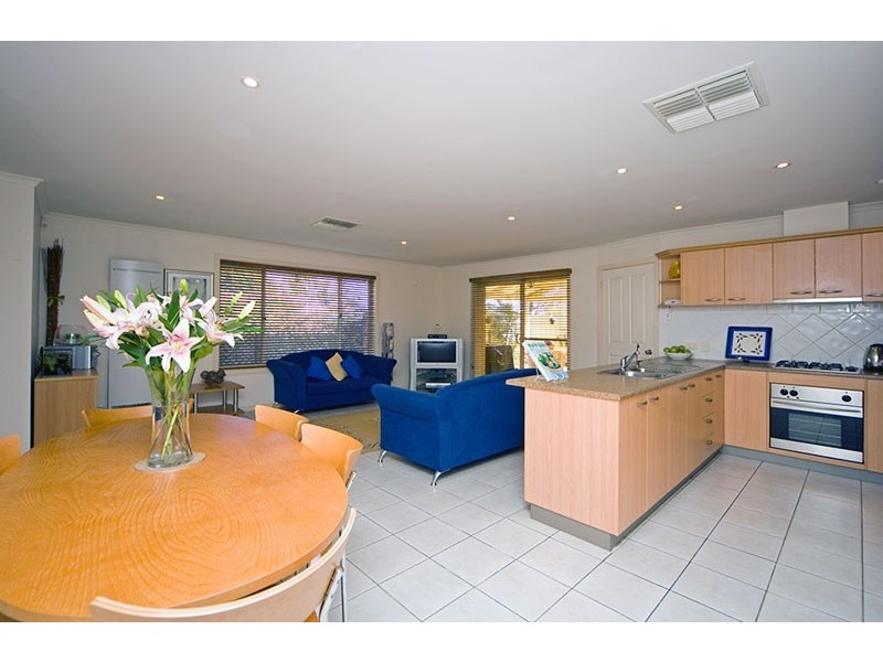 13 Dorinda Street, Blair Athol SA 5084