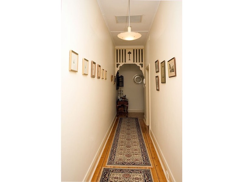 9-9A Russell Street, Glenelg North SA 5045