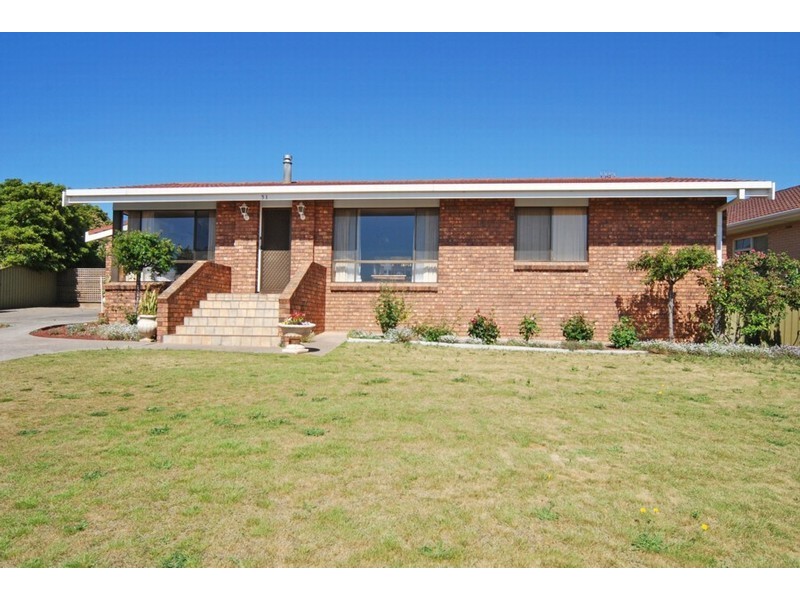 51 Whalers Road, Encounter Bay SA 5211