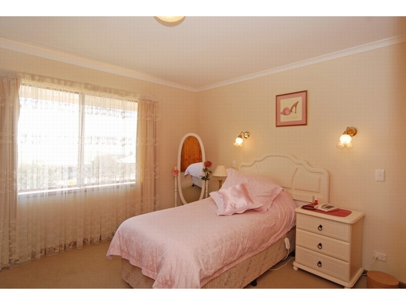 51 Whalers Road, Encounter Bay SA 5211