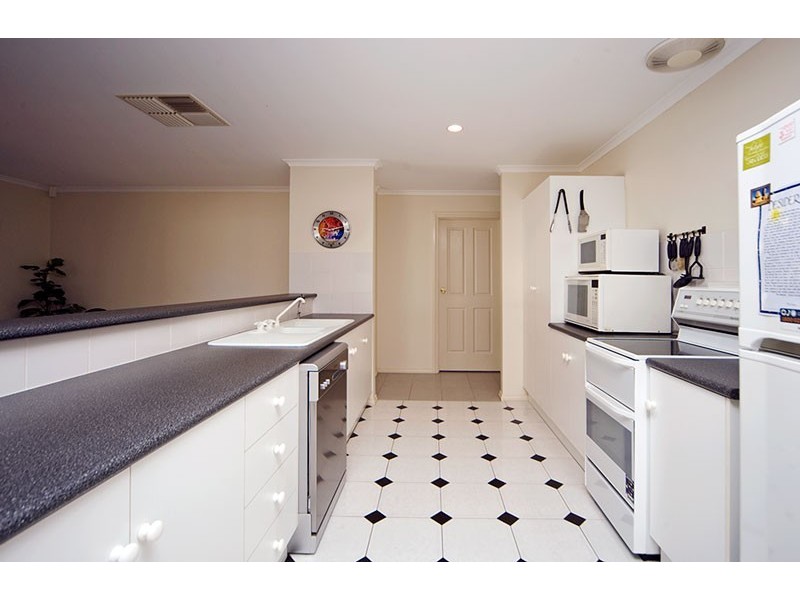 24 Haig Street, Broadview SA 5083