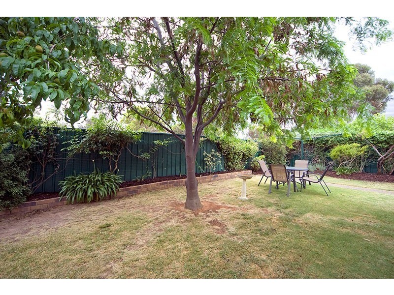 4 Hilltop Drive, Oakden SA 5086