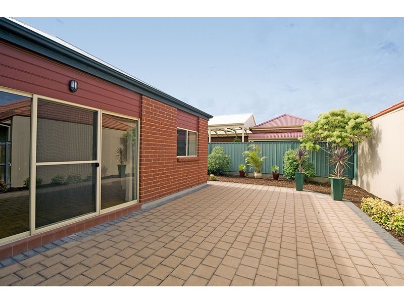 3 Greengate Lane, Mawson Lakes SA 5095