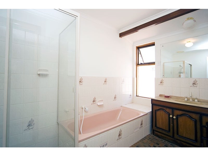 7 Santiago Court, Gulfview Heights SA 5096