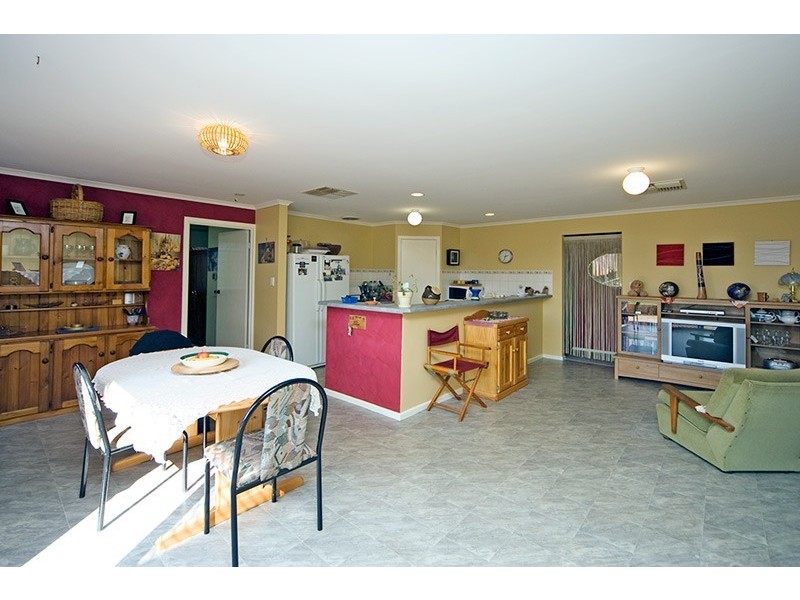 28 Lynton Court, Blakeview SA 5114