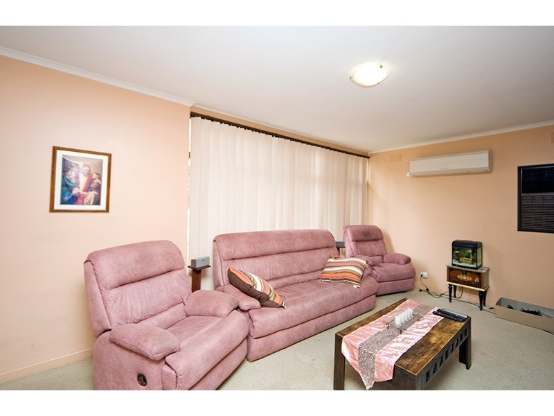 8 Shepherd Street, Ridgehaven SA 5097