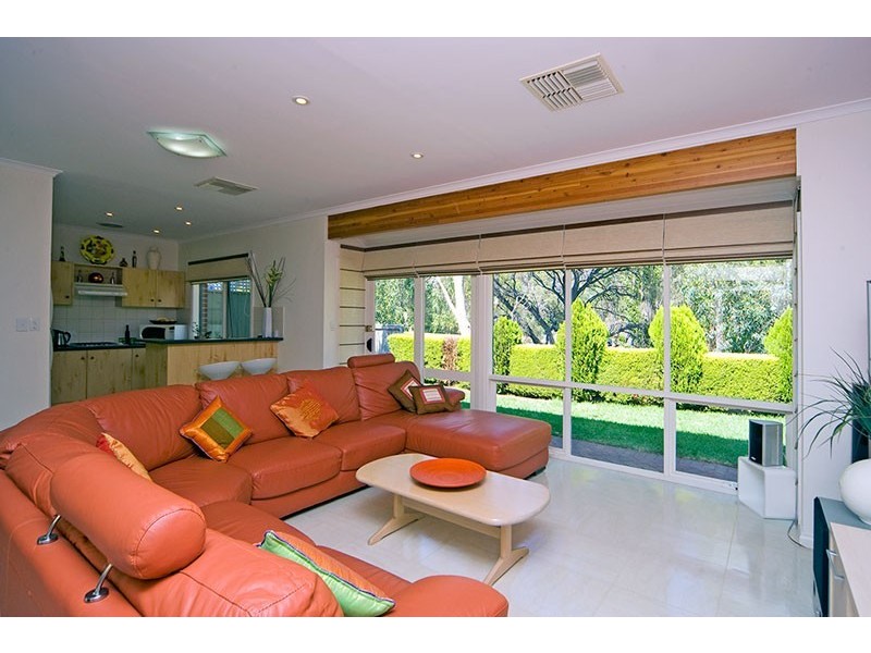 14 The Glade, Aberfoyle Park SA 5159