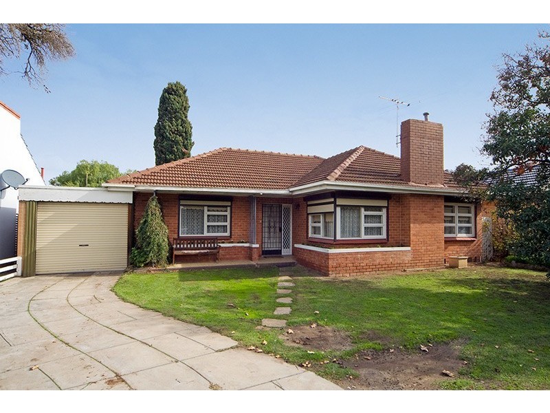 218 Hampstead Road, Clearview SA 5085