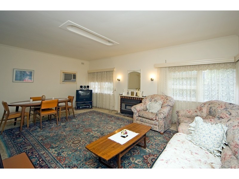 218 Hampstead Road, Clearview SA 5085