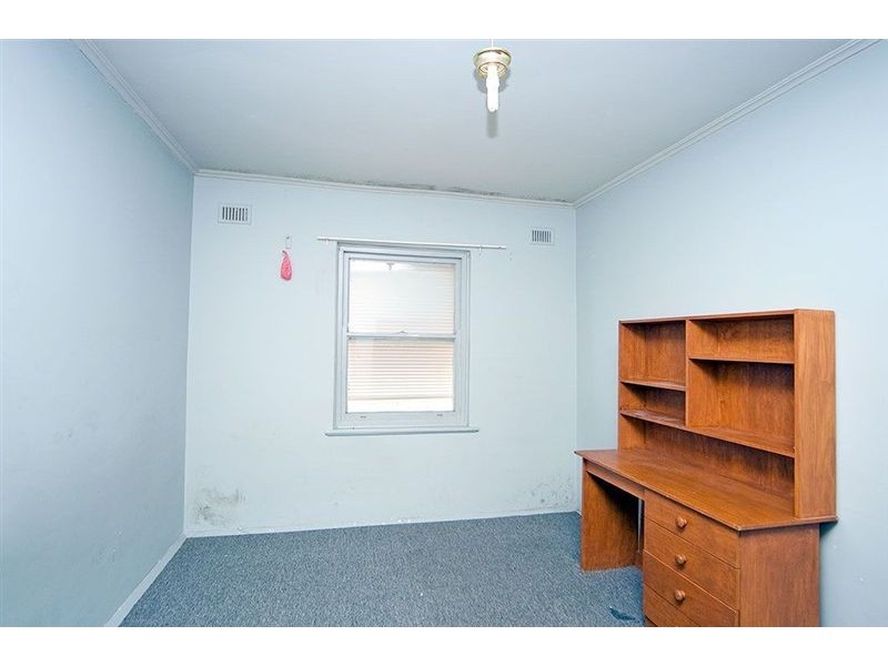 28 Amber Avenue, Clearview SA 5085