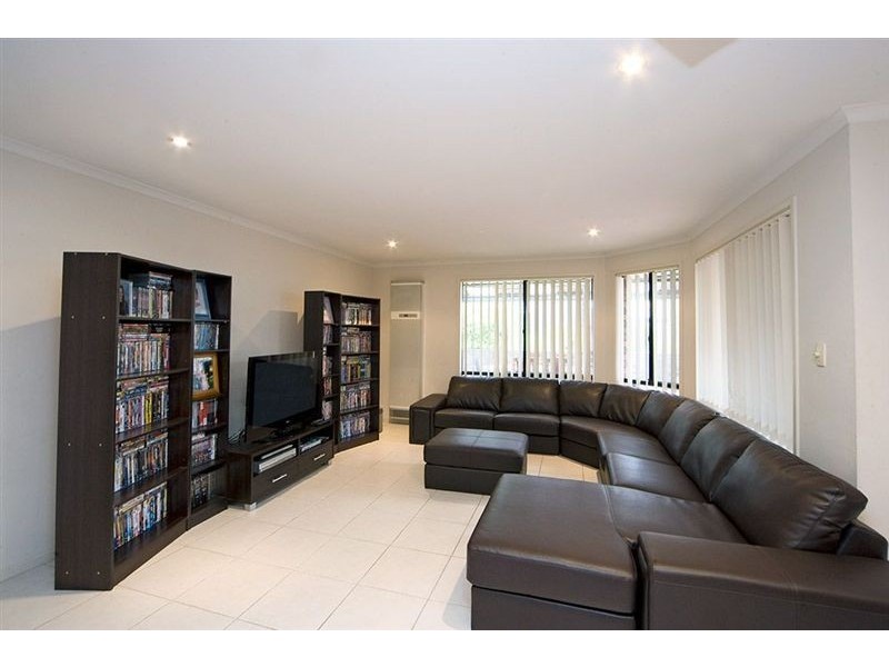 8 Lincoln Avenue, Sturt SA 5047