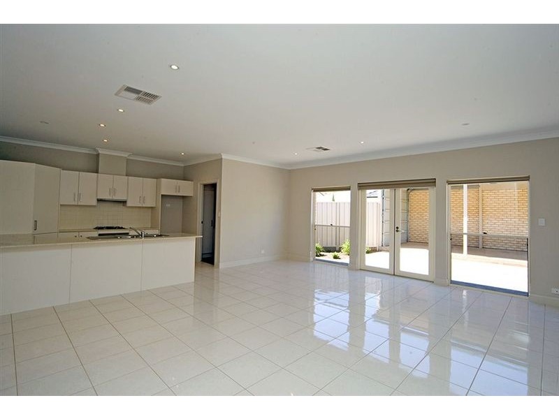 5 Eton Road, Somerton Park SA 5044
