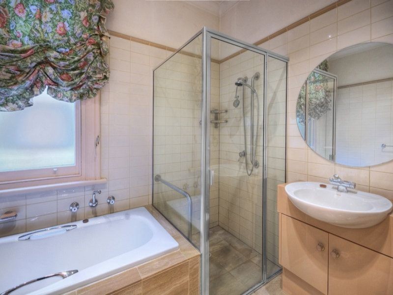 31 First Avenue, St Peters SA 5069